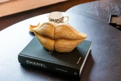 Boekenstandaard 211344 Kiss